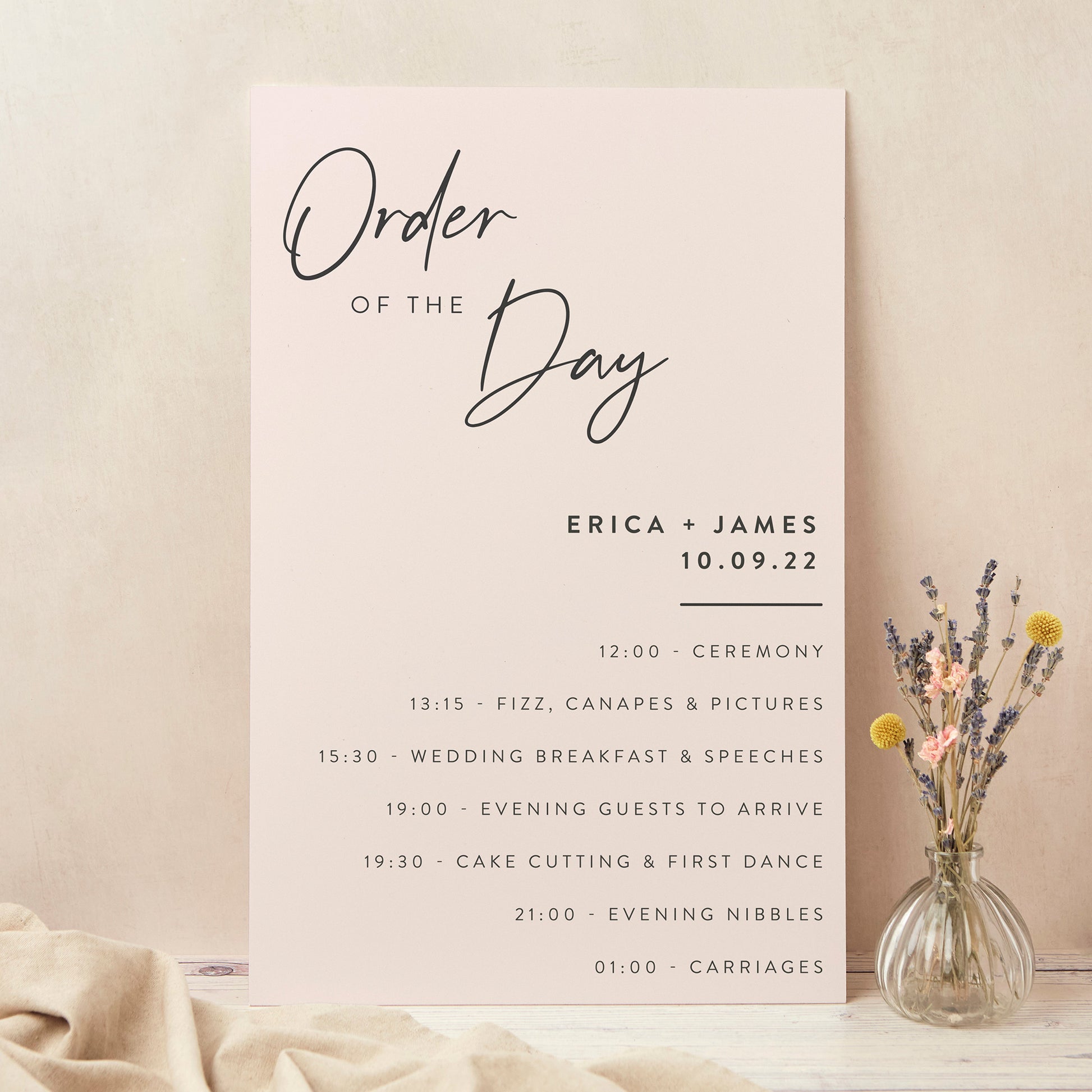 Minimal Script Wedding Order of the Day Sign – Loom Weddings